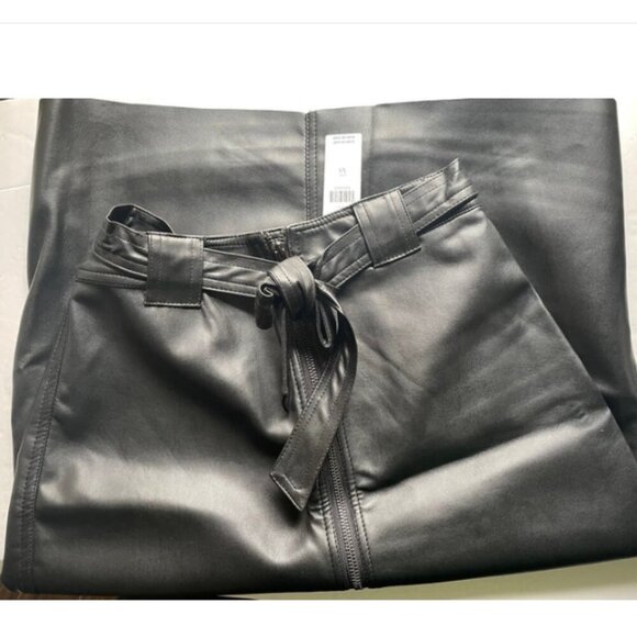 Anthropologie Faux Leather Midi Skirt Extra Small Black A-Line Belted Bailey 44 - Picture 6 of 7
